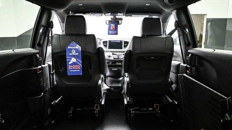 2025 Chrysler Pacifica Select