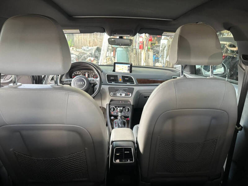 2017 Audi Q3 2.0T Premium Plus