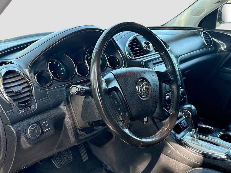 2017 Buick Enclave Leather
