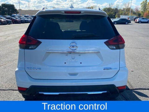 2020 Nissan Rogue SV