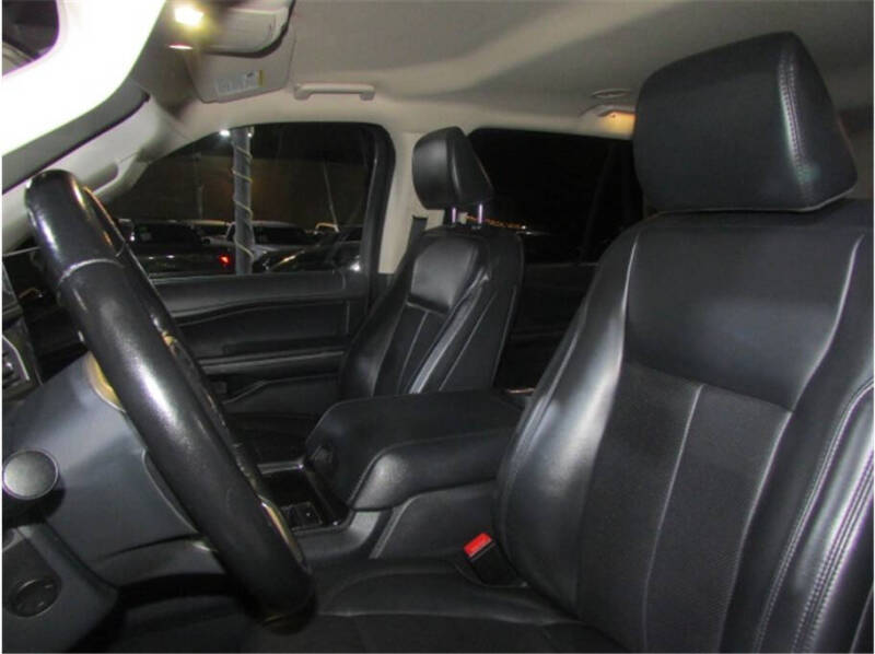 2022 Ford Expedition XLT