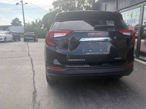 2022 GMC Terrain SLE
