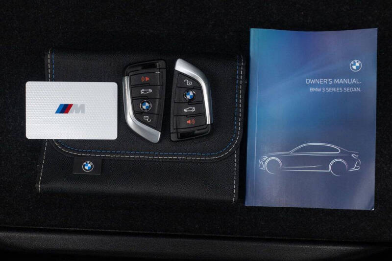 2025 BMW 3 Series 330i xDrive