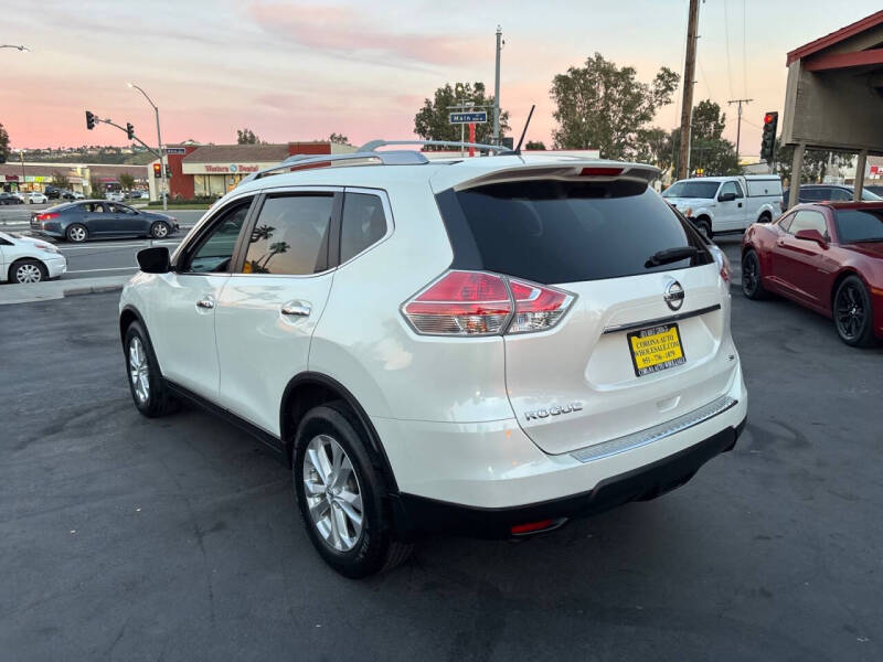 2016 Nissan Rogue SV