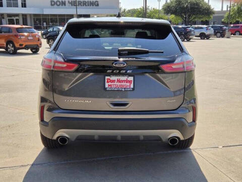 2022 Ford Edge Titanium