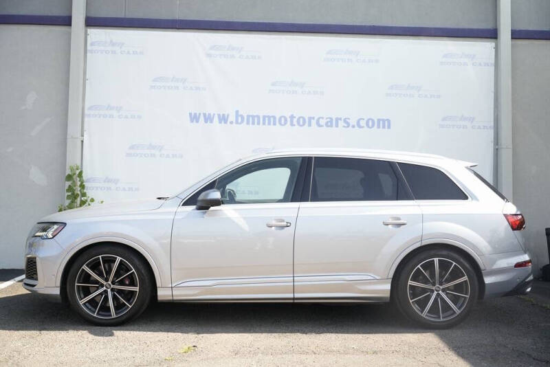 2022 Audi SQ7 4.0T quattro Premium Plus