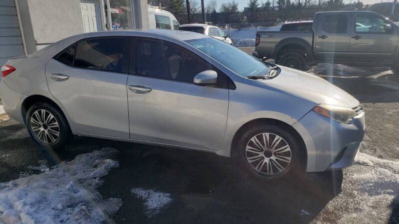 2015 Toyota Corolla LE
