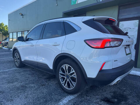 2020 Ford Escape SEL