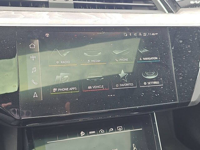 2021 Audi e-tron quattro Premium