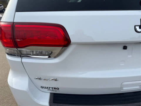 2018 Jeep Grand Cherokee Laredo