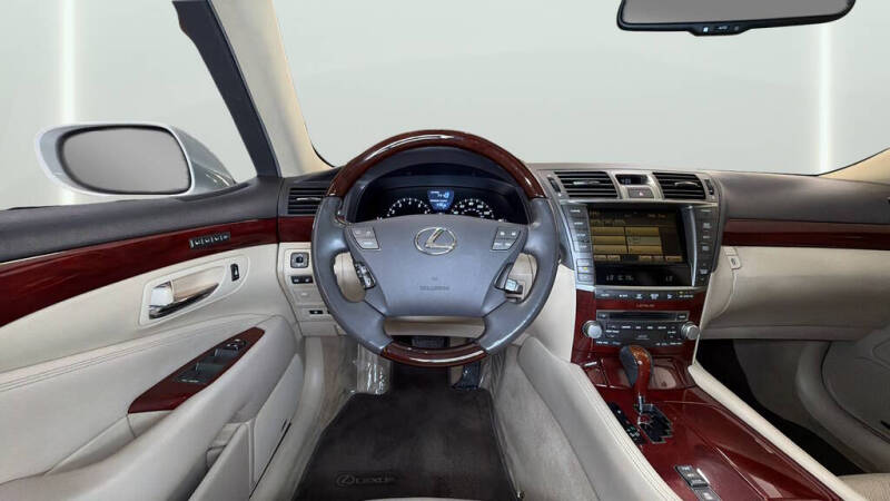 2012 Lexus LS 460