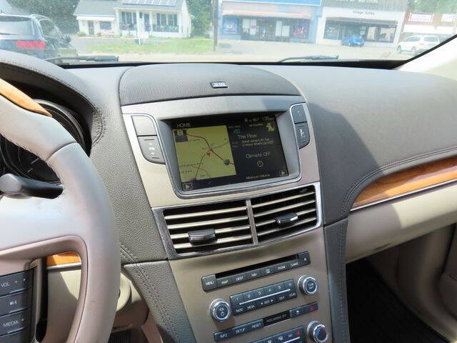 2010 Lincoln MKT