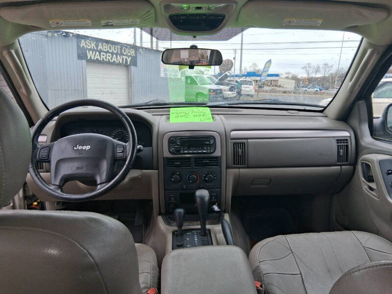 2004 Jeep Grand Cherokee Laredo