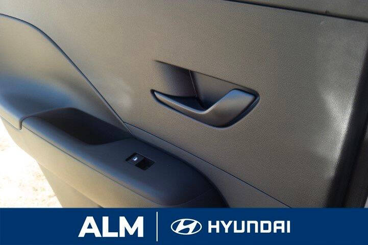2026 Hyundai Kona SE