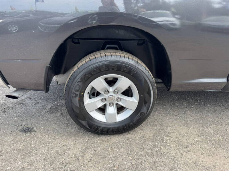 2019 RAM 1500 Classic SLT