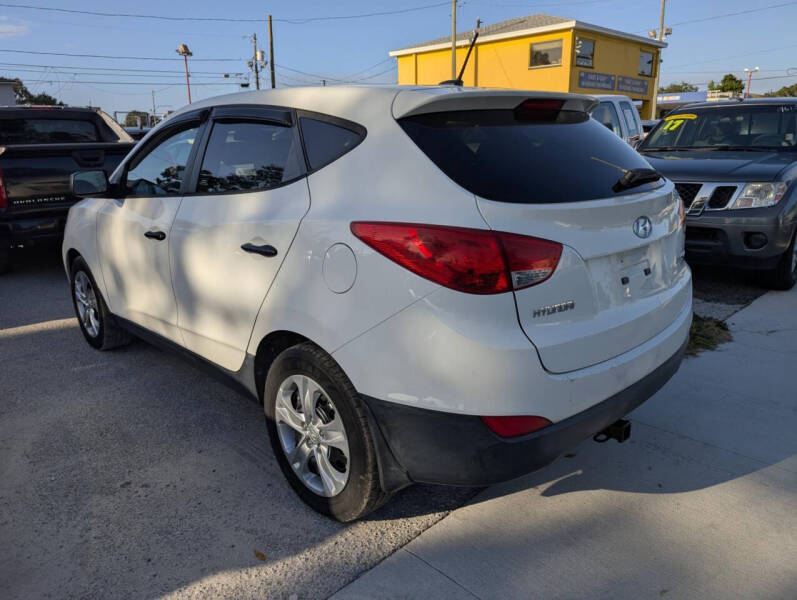 2012 Hyundai Tucson GL