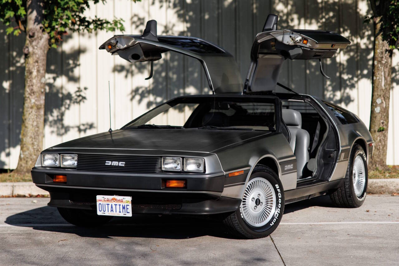 1981 DeLorean DMC-12 6