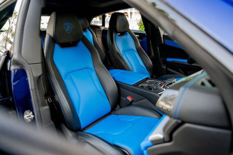 2020 Lamborghini Urus