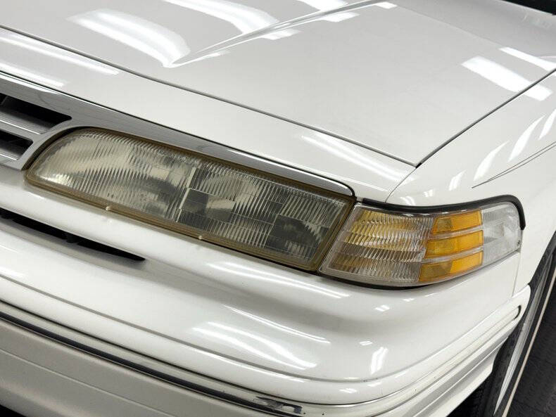 1997 Ford Crown Victoria LX