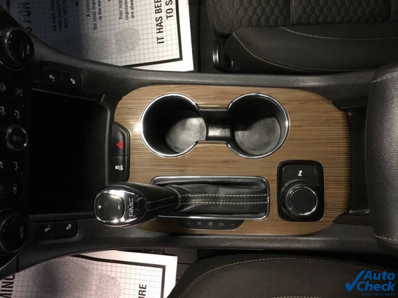 2019 GMC Acadia SLE-2