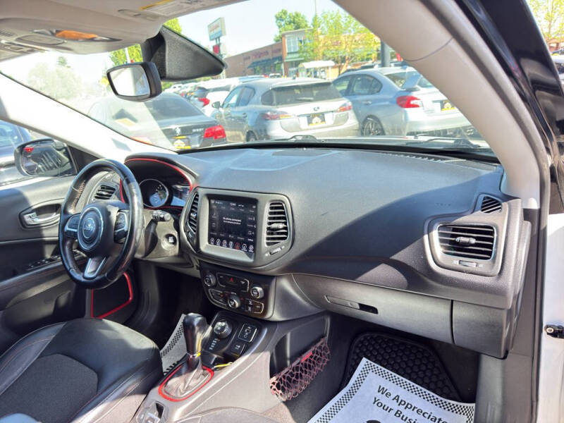 2020 Jeep Compass Trailhawk