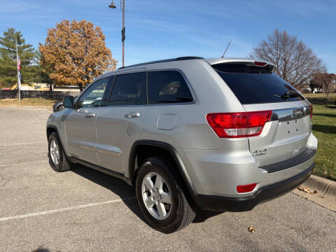 2012 Jeep Grand Cherokee Laredo