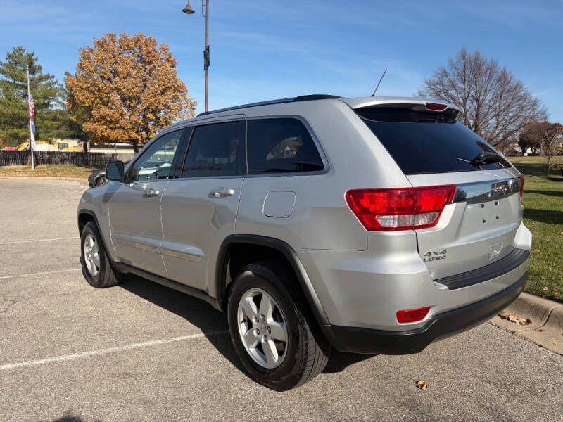 2012 Jeep Grand Cherokee Laredo