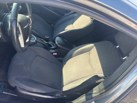 2013 Chrysler 200 Touring