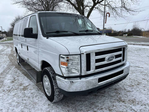 2013 Ford E-Series E-350 SD XL