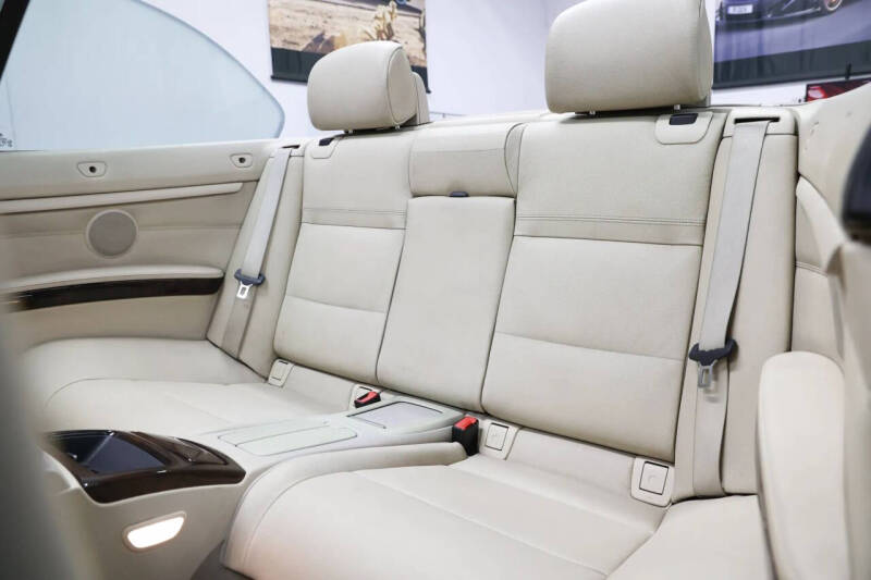 2011 BMW 3 Series 328i