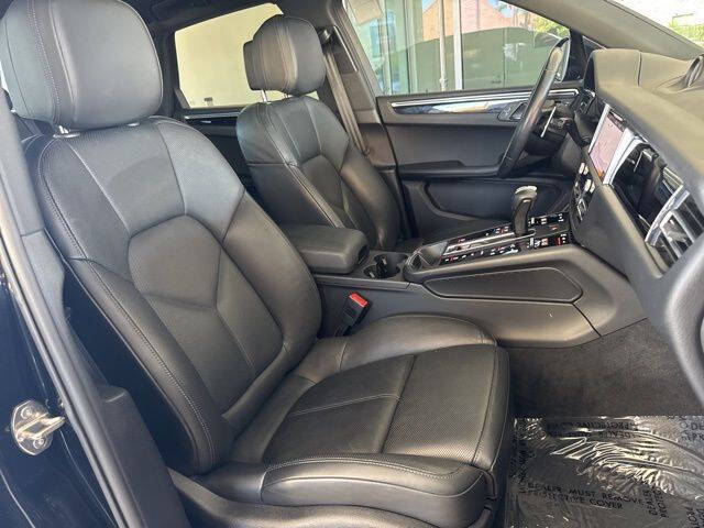 2023 Porsche Macan