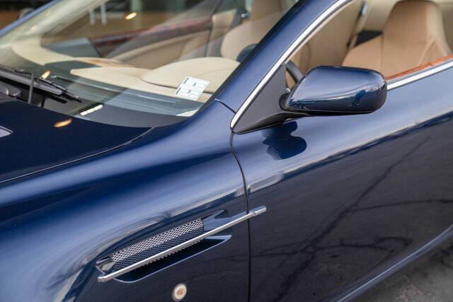 2005 Aston Martin DB9 40
