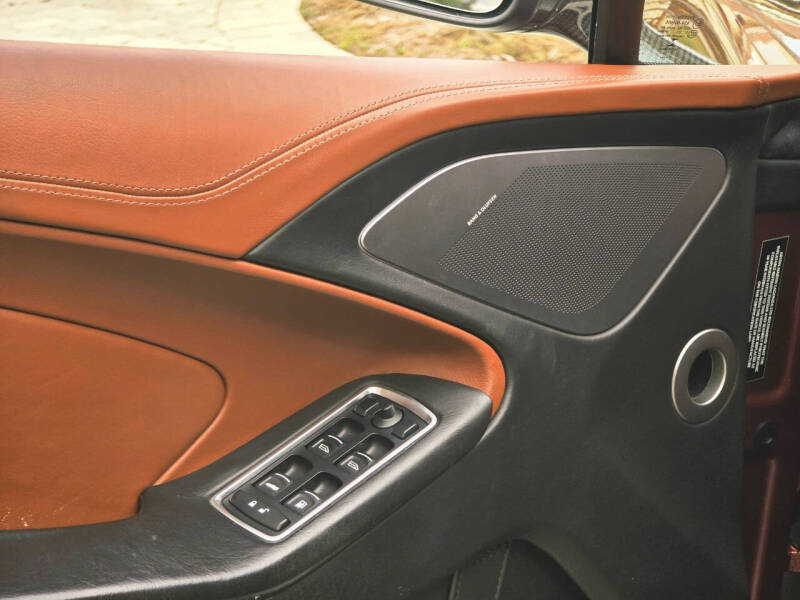 2014 Aston Martin Vanquish