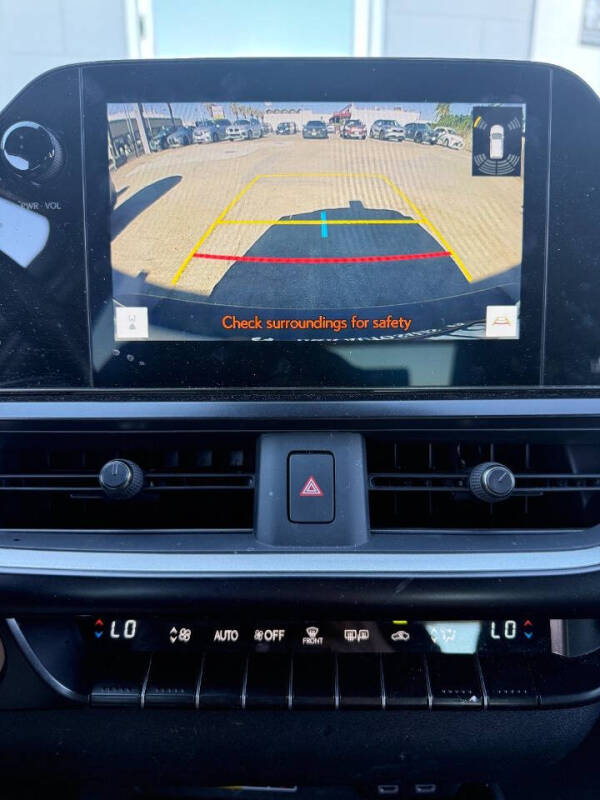 2024 Lexus UX 250h F SPORT Design