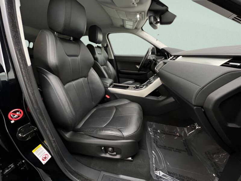 2017 Land Rover Range Rover Evoque SE
