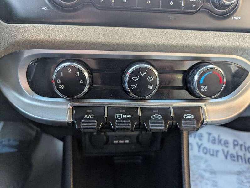 2013 Kia Rio 5-Door LX