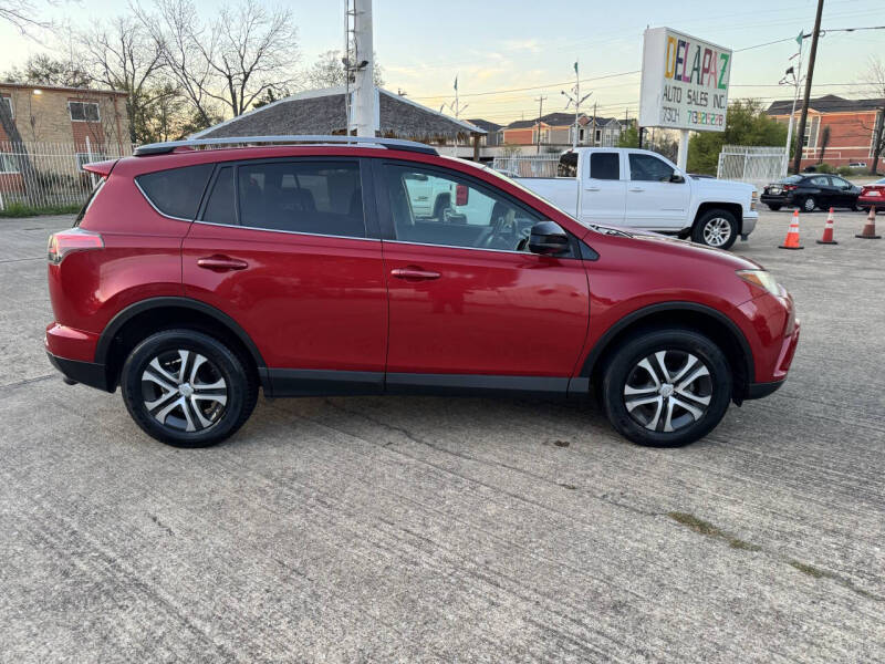2017 Toyota RAV4 LE