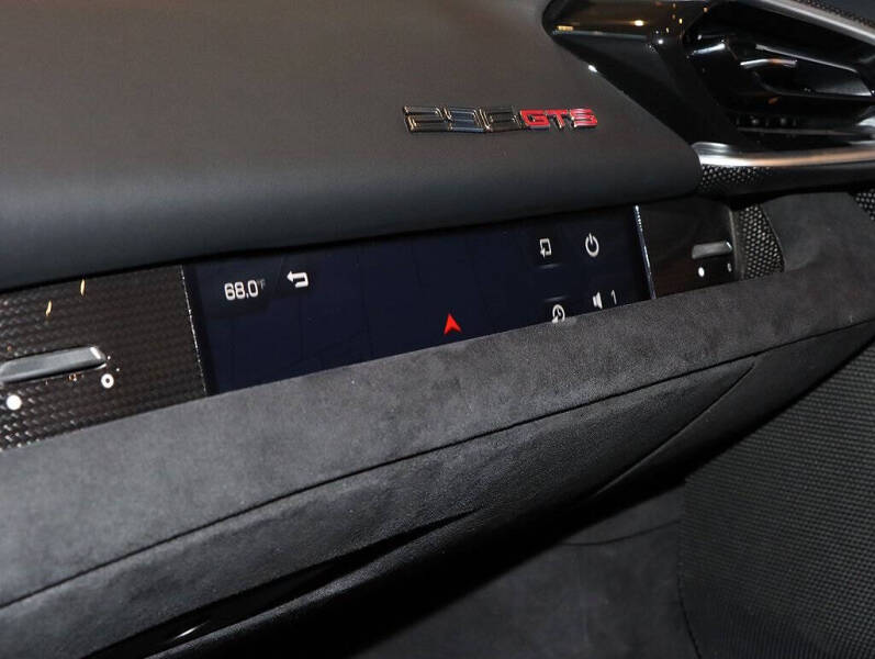 2023 Ferrari 296 GTS