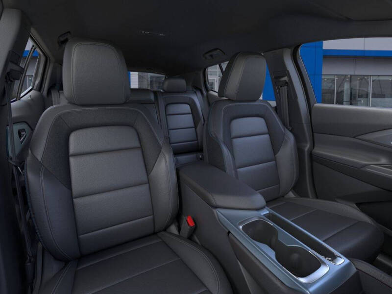 2026 Chevrolet Equinox EV LT 2