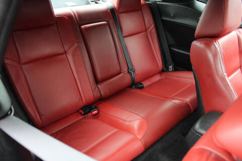 2015 Dodge Challenger SXT Plus