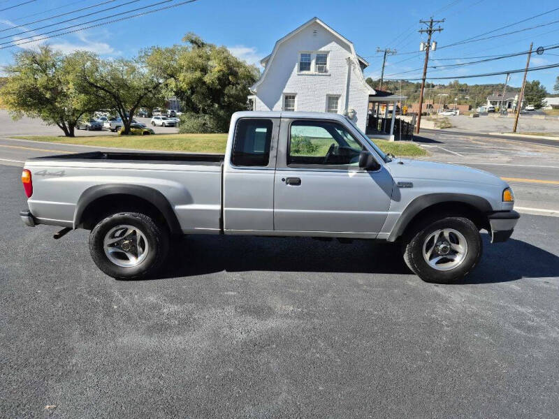 2001 Mazda B-Series B4000 SE