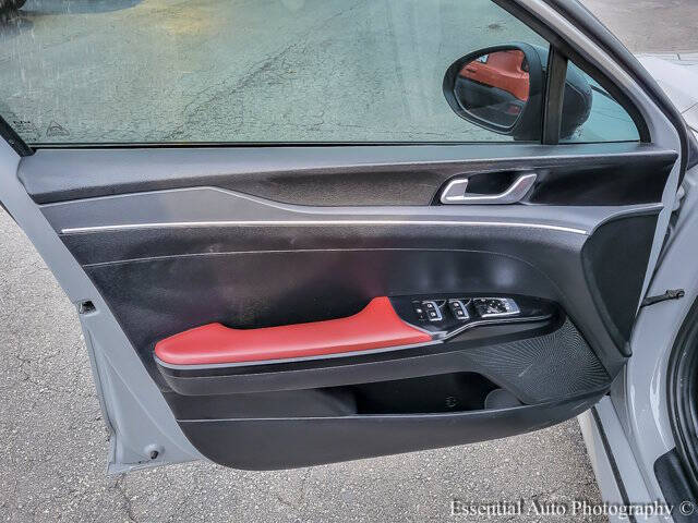 2023 Kia K5