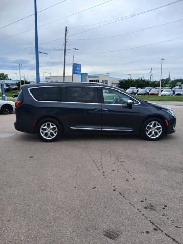 2020 Chrysler Pacifica Limited