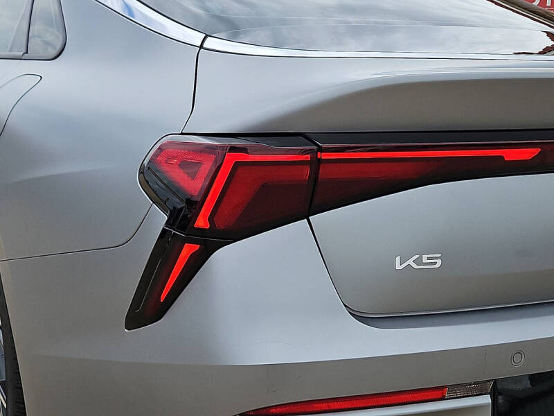 2025 Kia K5