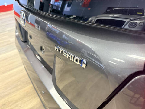 2018 Toyota Prius Three