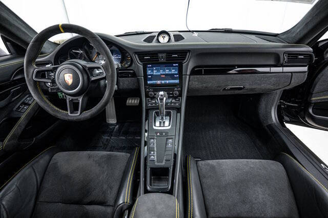 2018 Porsche 911 GT2 RS