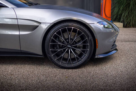 2023 Aston Martin Vantage