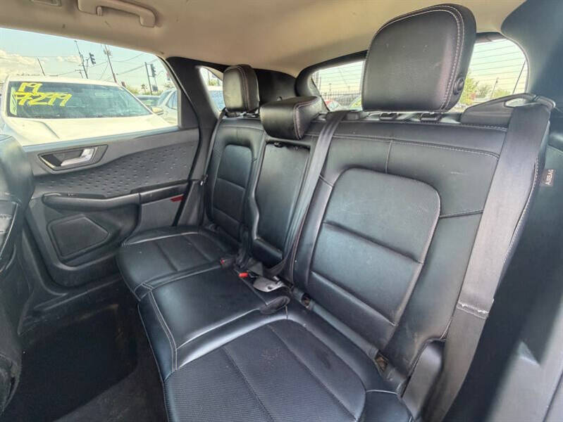 2020 Ford Escape SEL