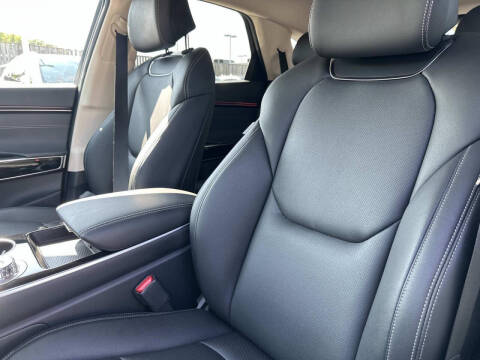 2026 Genesis GV70