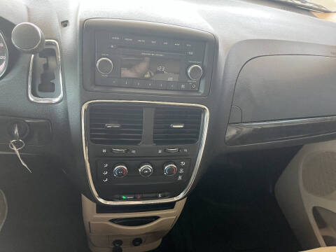 2016 Dodge Grand Caravan American Value Package